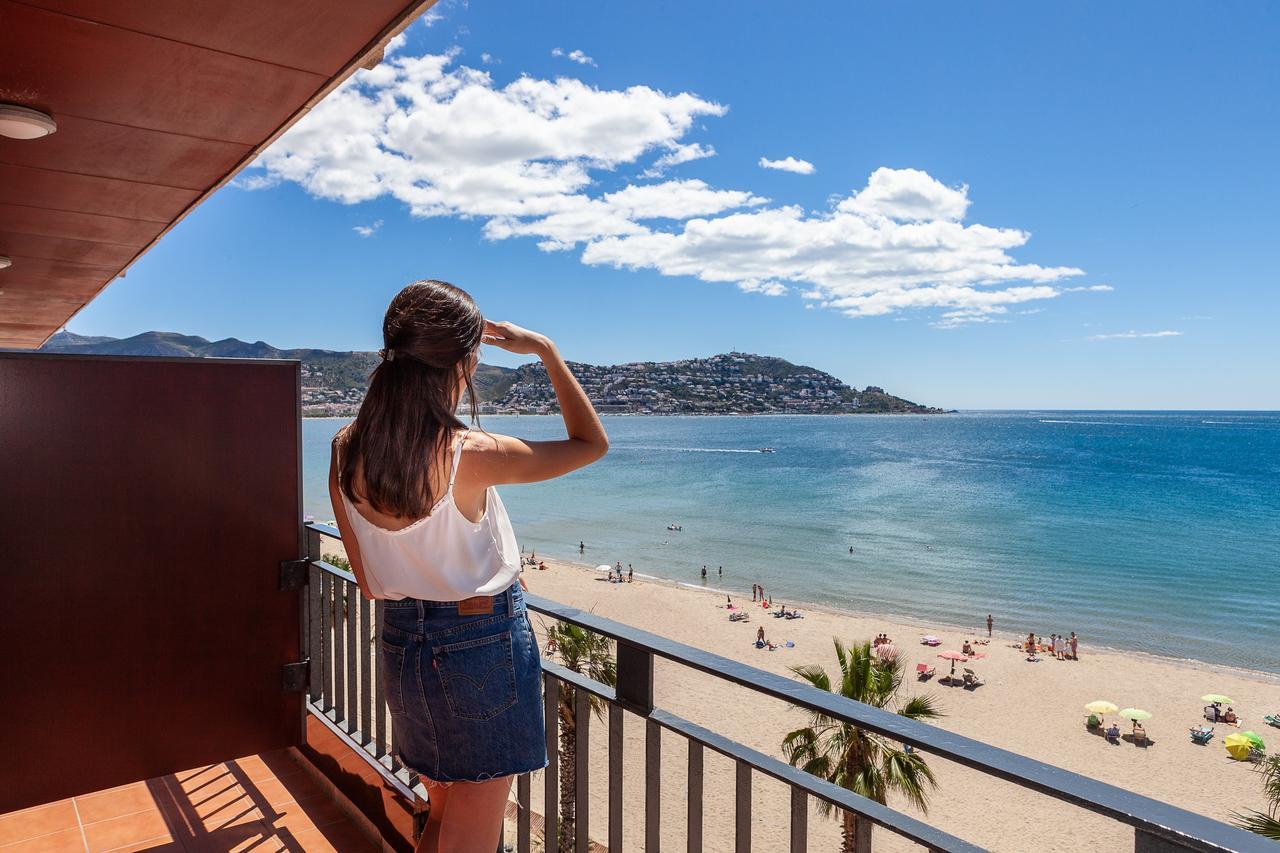 Hotel Montecarlo Spa & Wellness Roses Ngoại thất bức ảnh